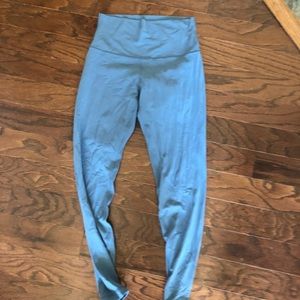 Light blue align pants sz 6 (7/8 length)